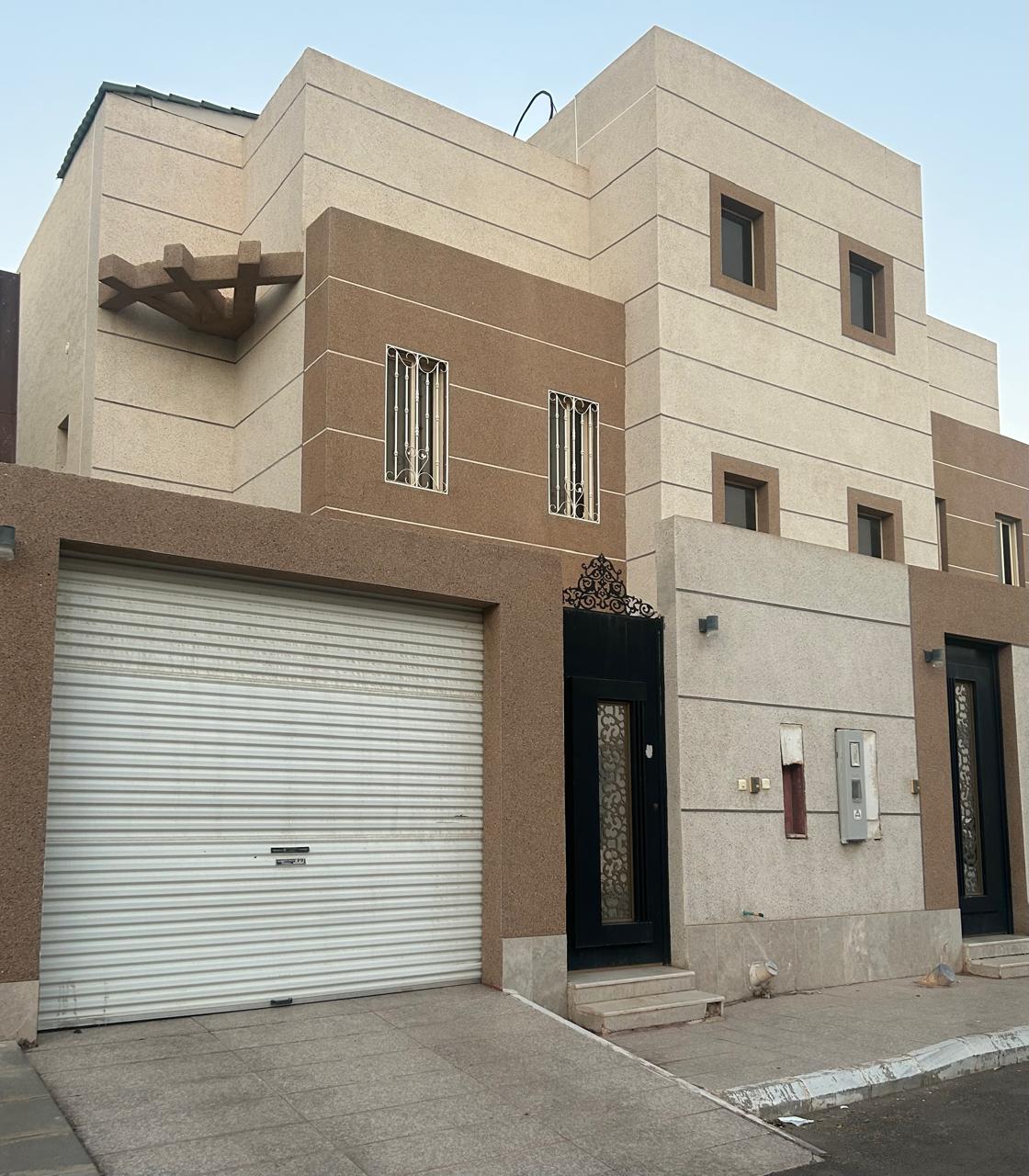 فيلا للبيع دبلوكس للبيع بمخطط الجود