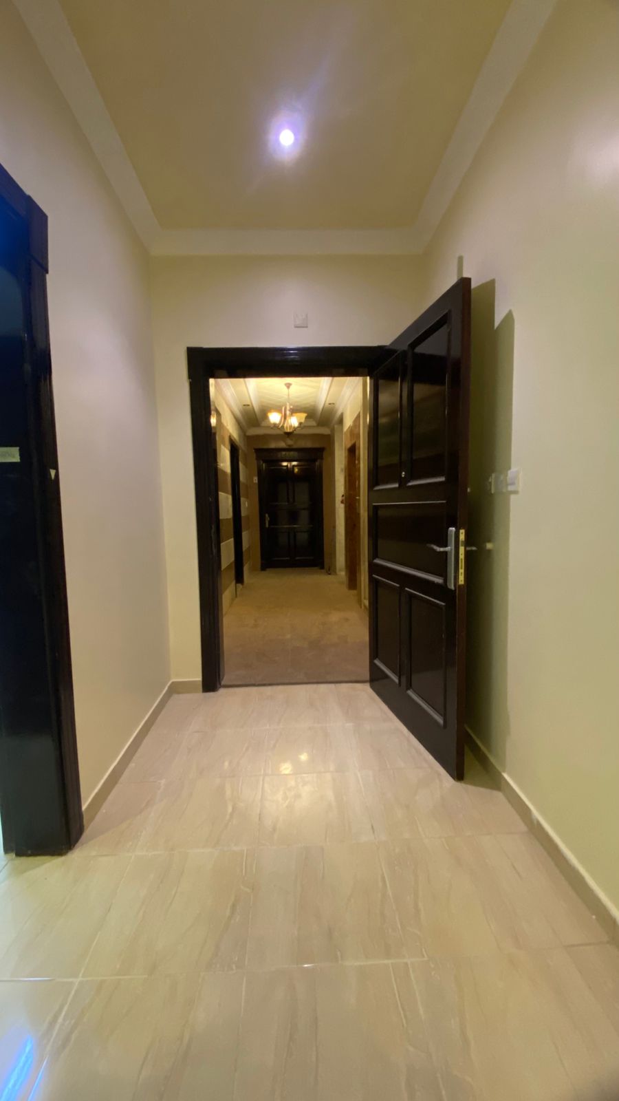 عماره 5 شقق للبيع بمخطط الملك فهد