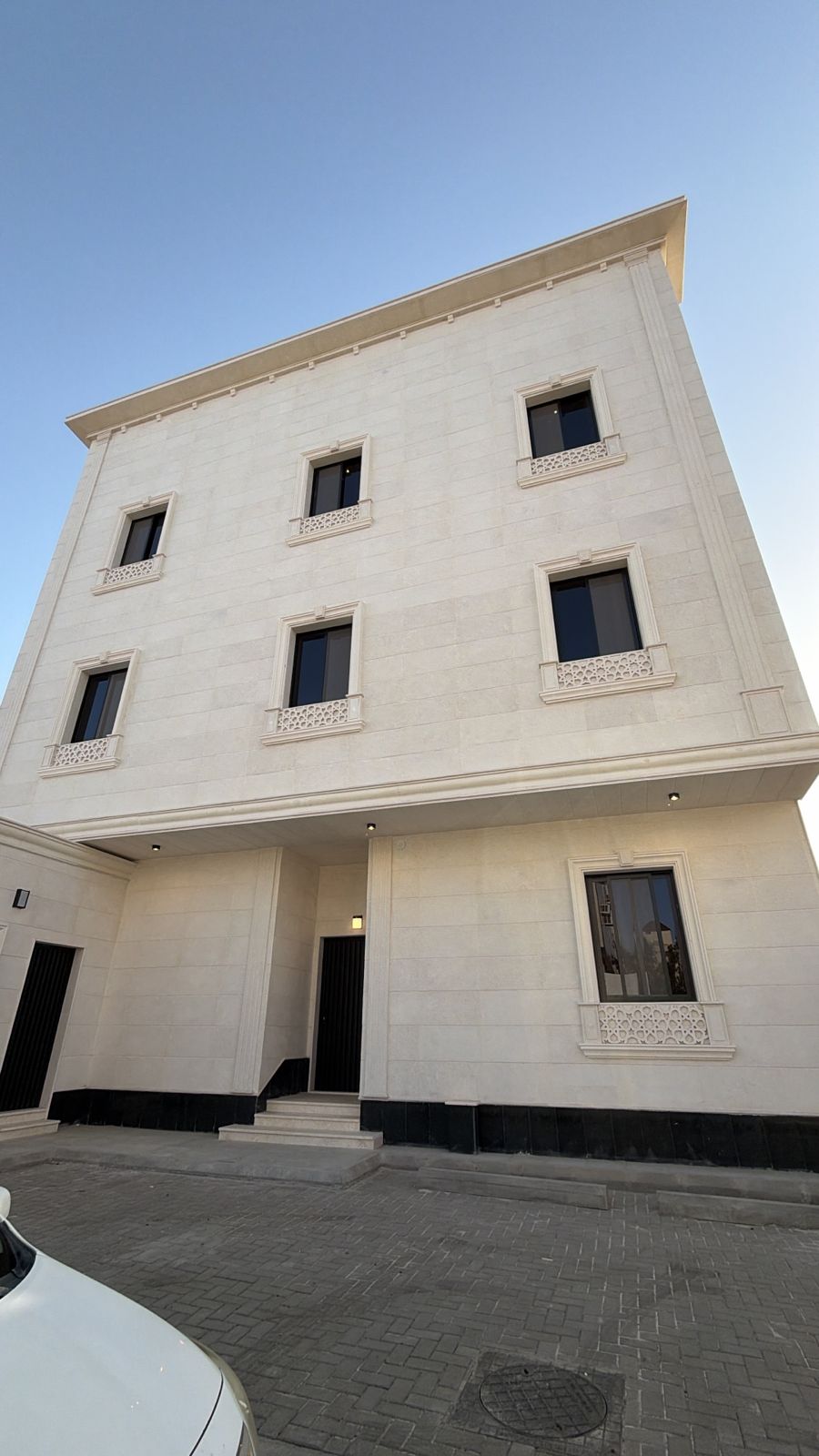 عماره 3 شقق للبيع بمخطط البدراني 