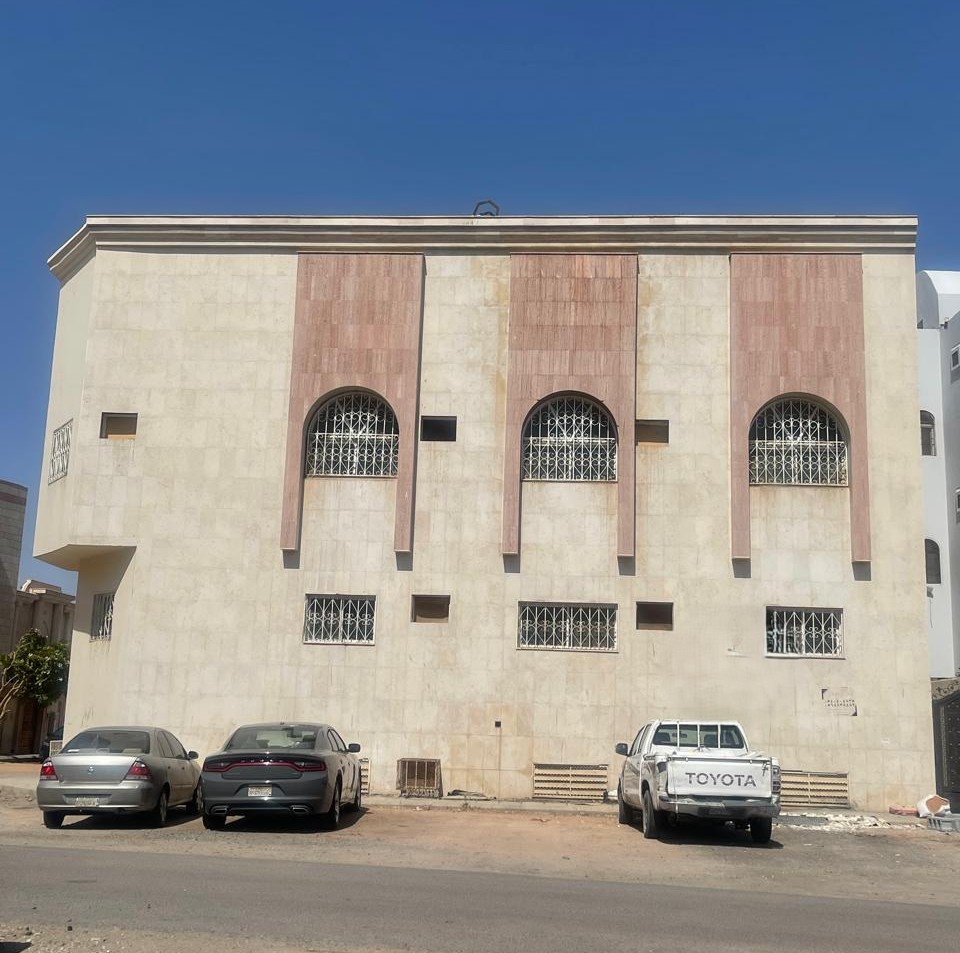 عماره 8 شقق بمخطط الجرف