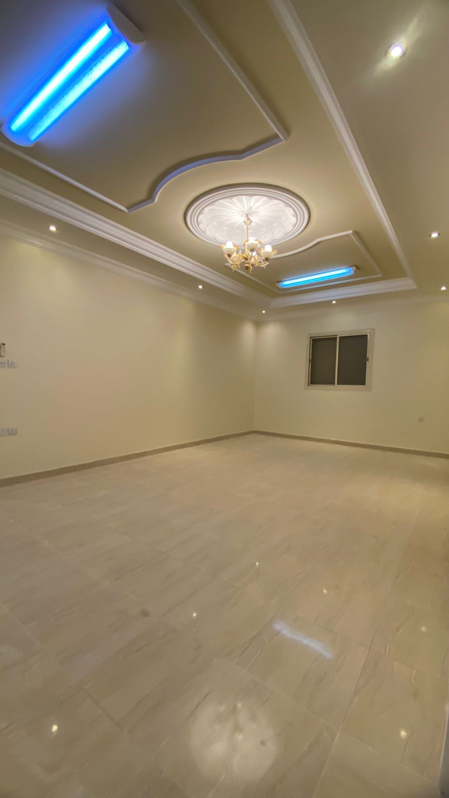 عماره 5 شقق للبيع بمخطط الملك فهد