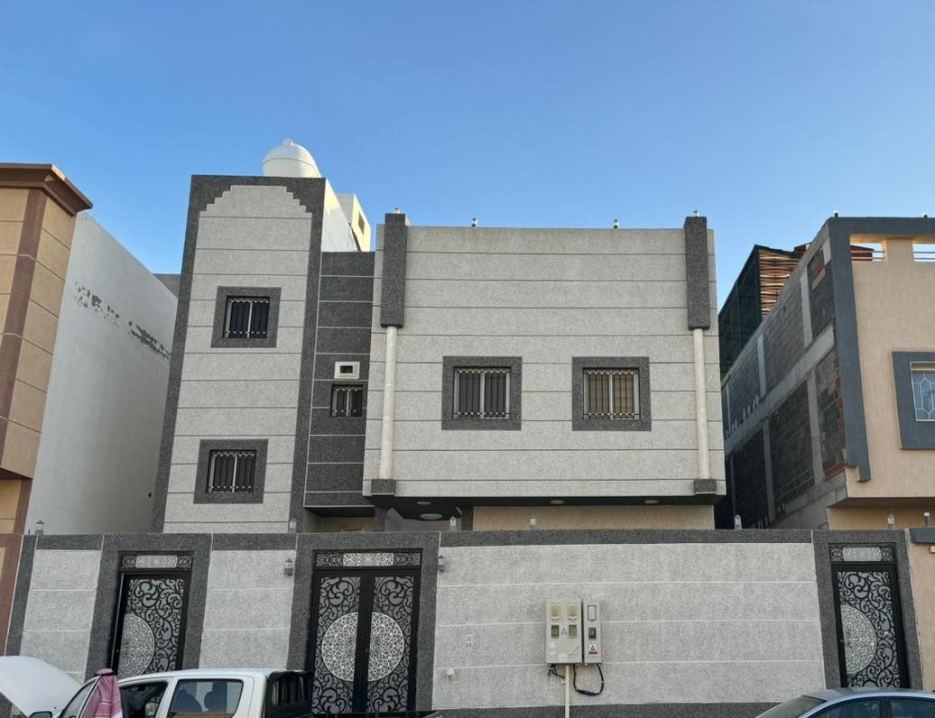 عماره للبيع بمخطط المحيسن 